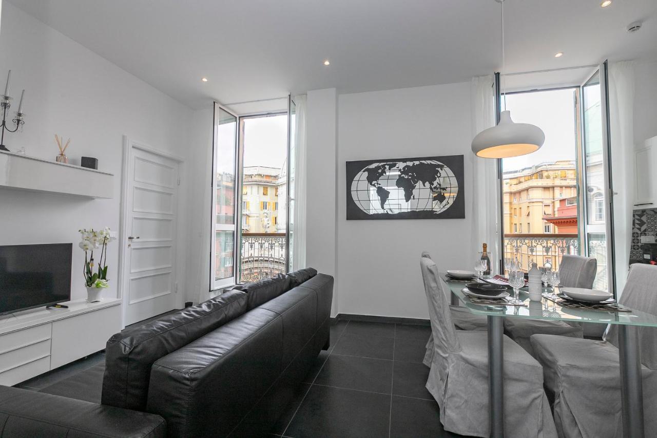 Appartement Real Italian Estate - Luxury Black&white *